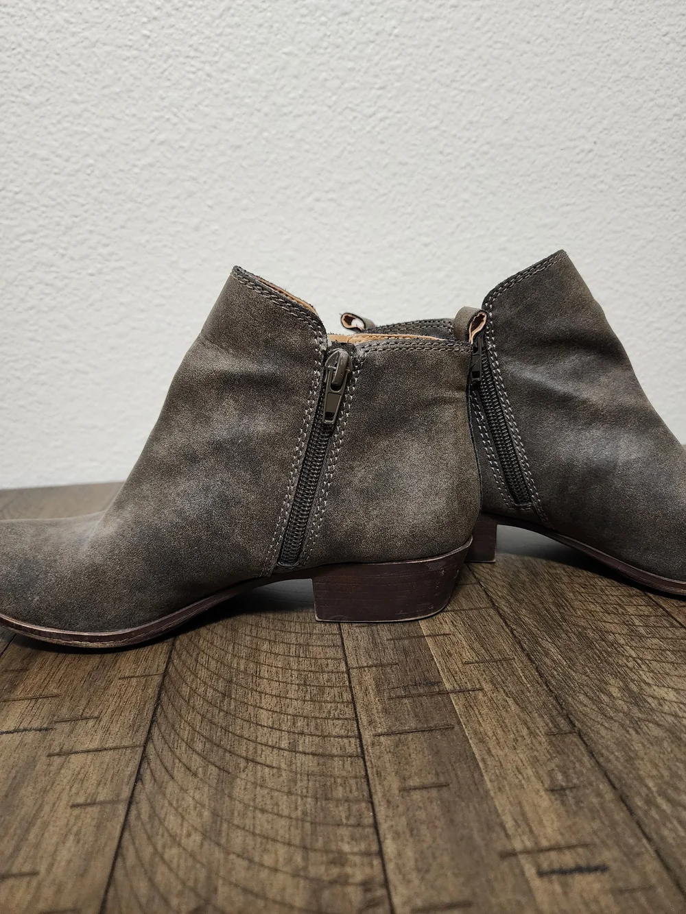 Lucky Brand Gray Kids' Ankle Boots